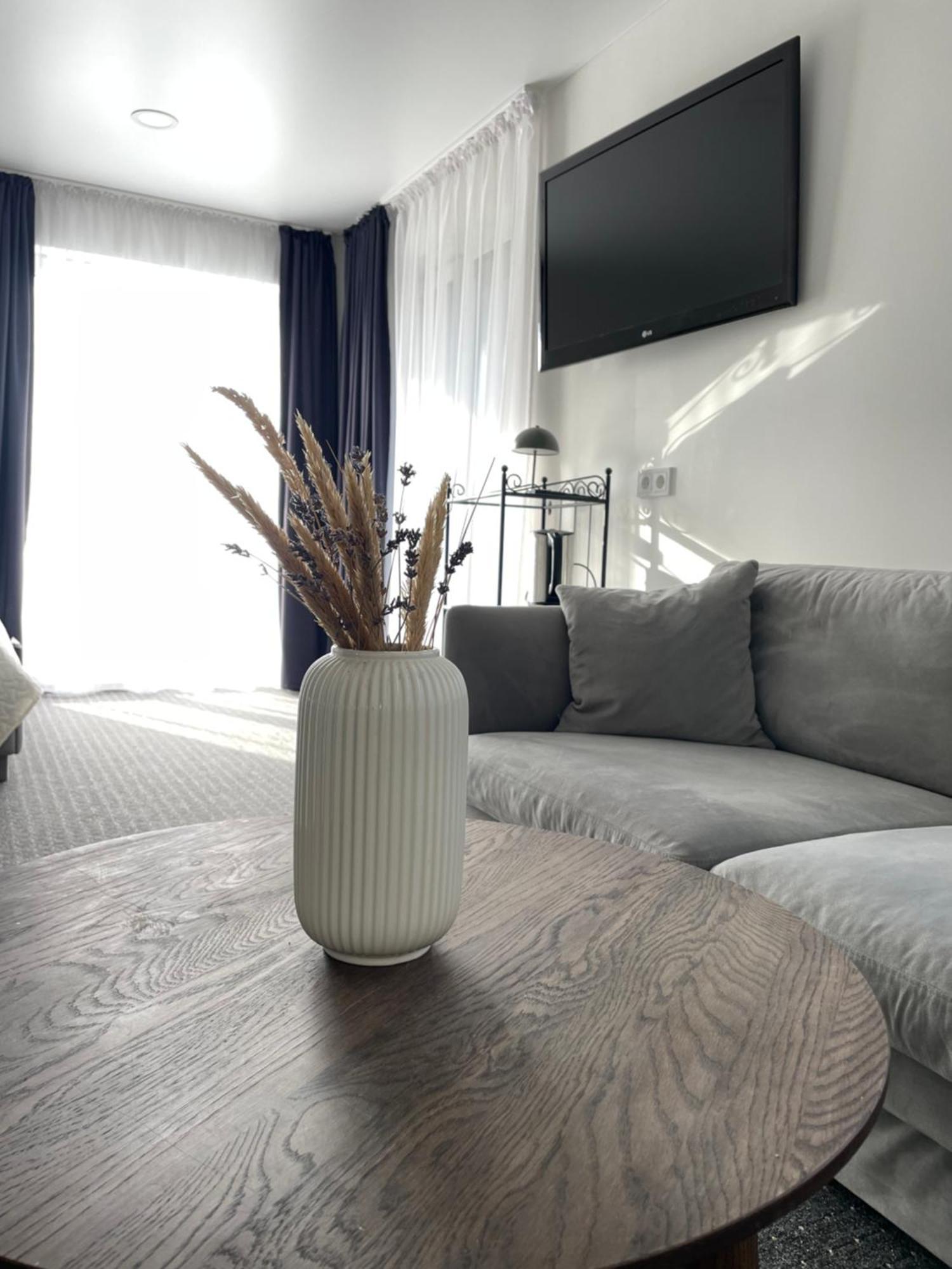 Izabeles Apartamentai Palanga Ngoại thất bức ảnh