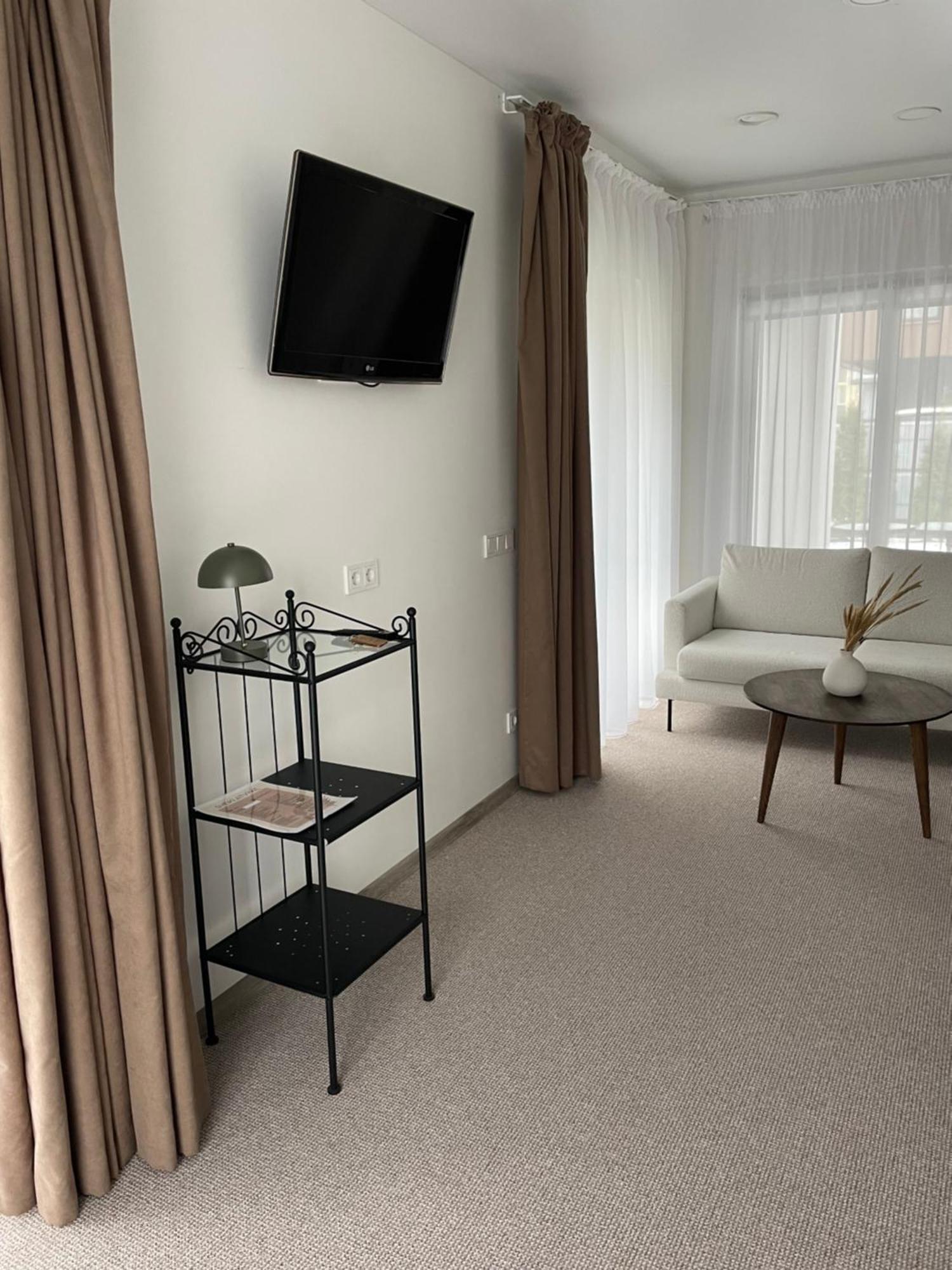Izabeles Apartamentai Palanga Ngoại thất bức ảnh